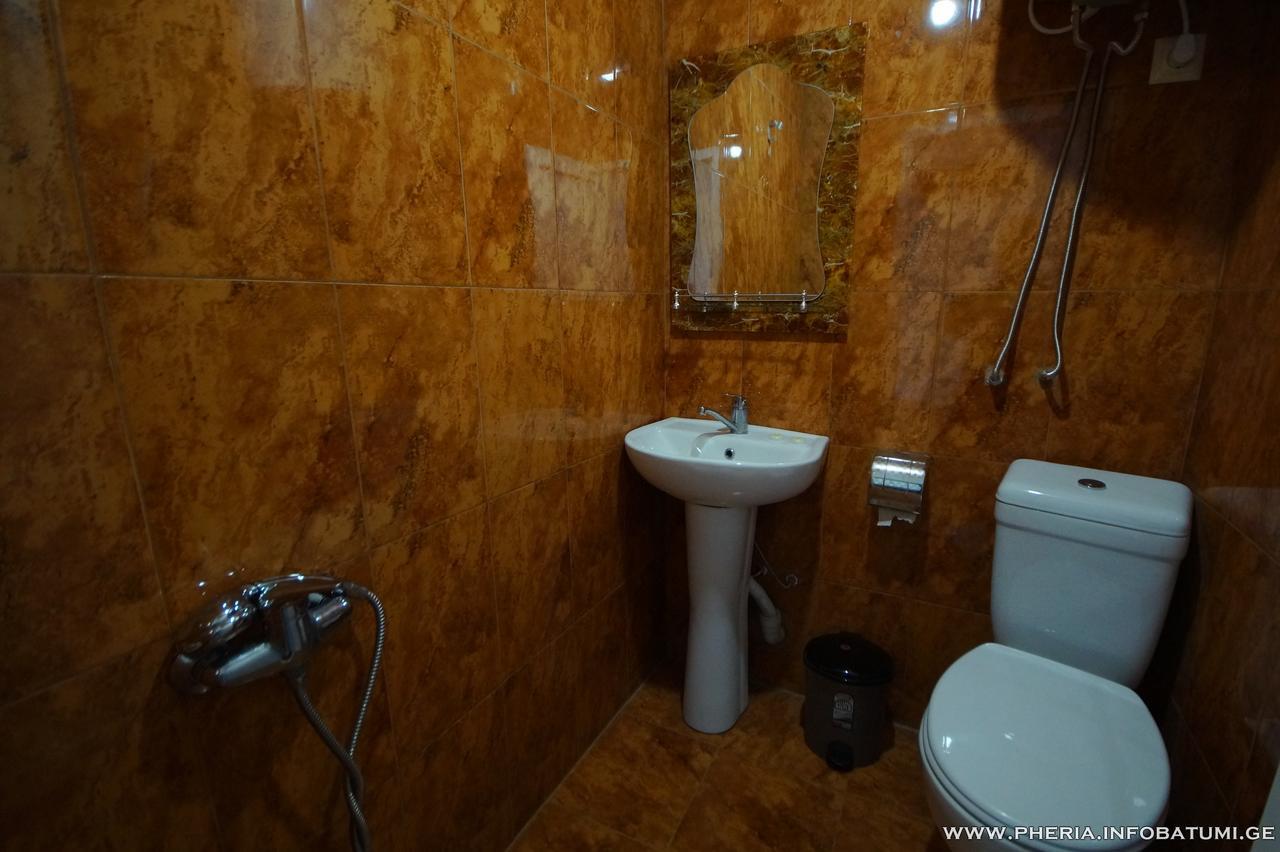 Отель Pheria Батуми Экстерьер фото